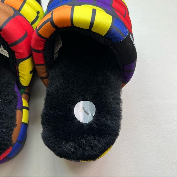 Ugg NWOB Logo Pride Maxi Slide Multicolor Rainbow Slip On SZ 7 Platform Sandals - Picture 6 of 13
